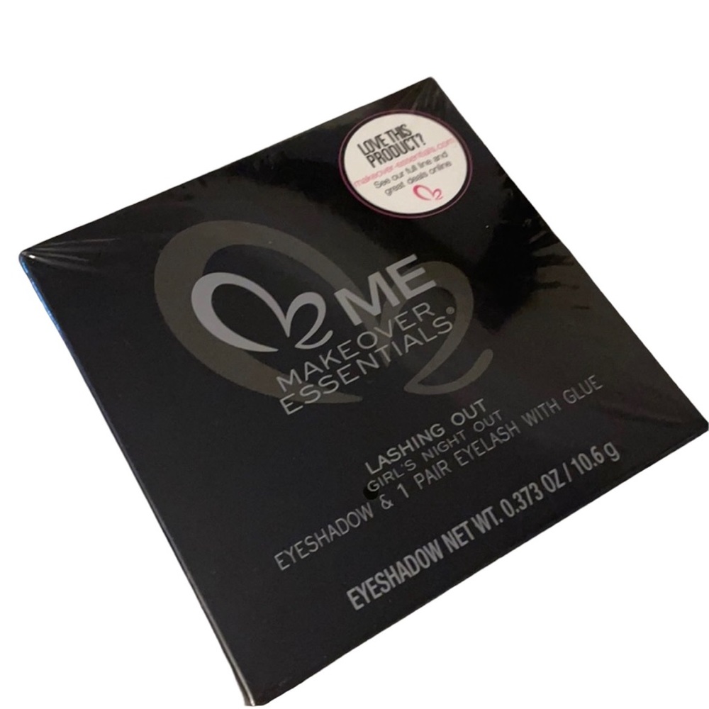 NWT ME MakeOver Essentials